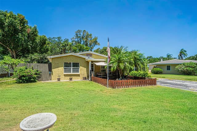 721 OLEANDER WAY S photo