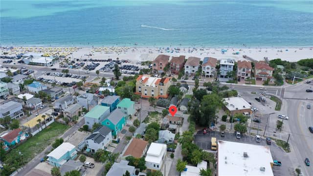 101 95TH AVE photo