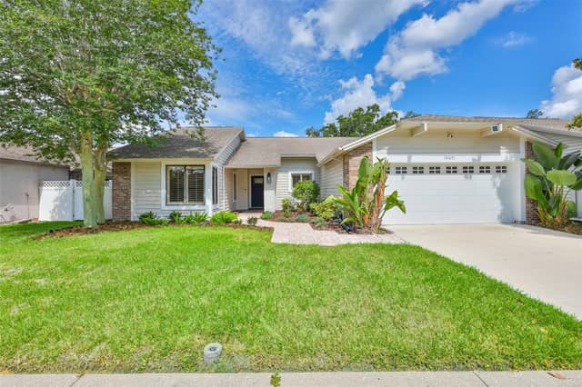 14651 VILLAGE GLEN CIR photo