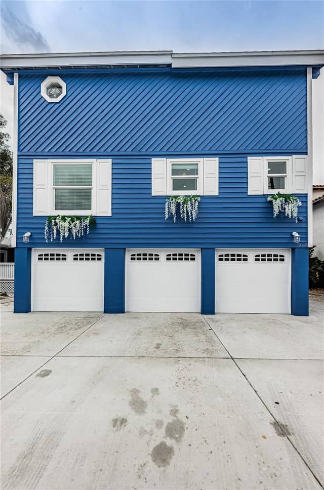 8432 W GULF BLVD #Jellyfish photo
