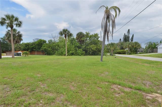 610 COQUINA CT photo