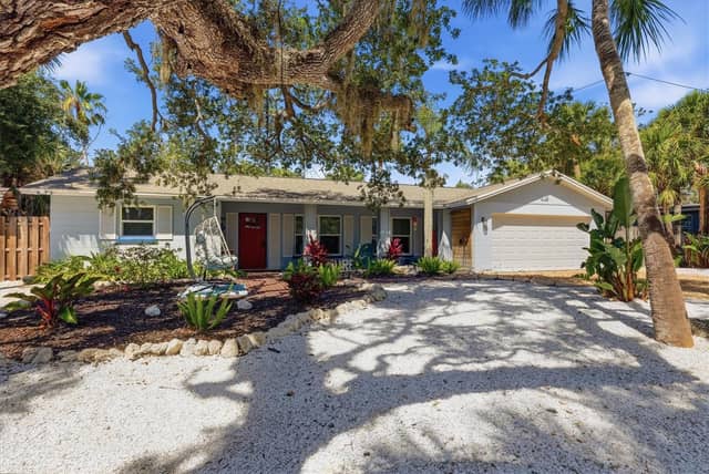 5128 OXFORD DR photo