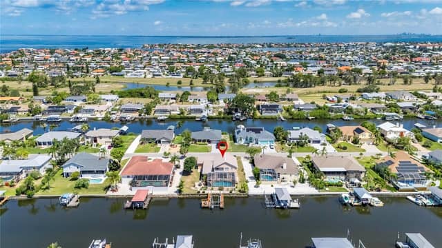 830 GOLF ISLAND DR photo