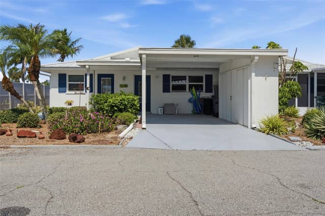 402 KETCH WAY #402 photo
