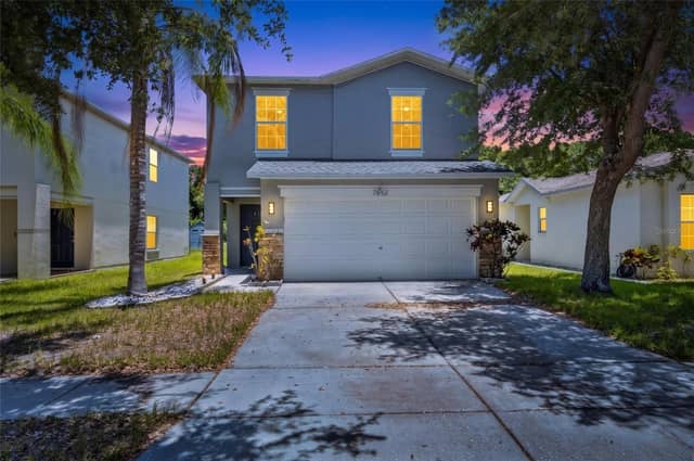 7842 CARRIAGE POINTE DR photo
