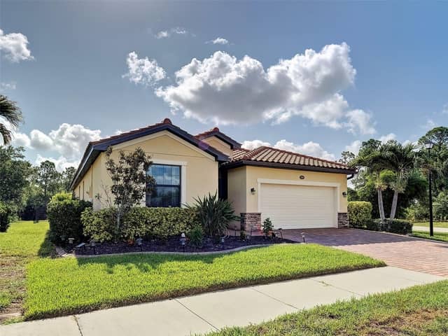 12390 CINQUETERRE DR photo