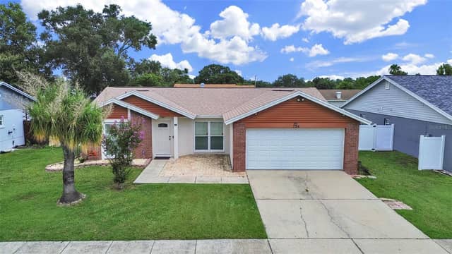 726 STILLVIEW CIR photo