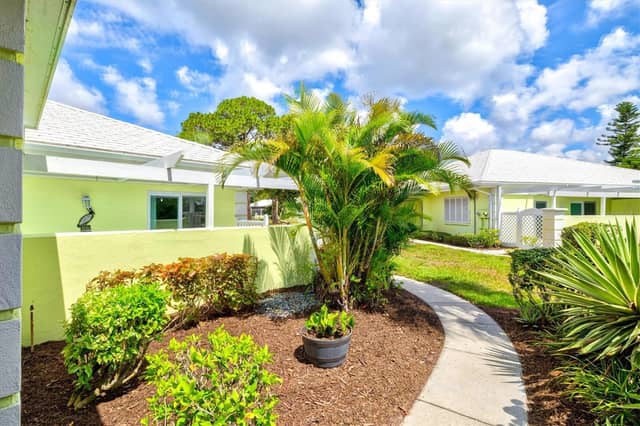 316 WEXFORD TER #167 photo