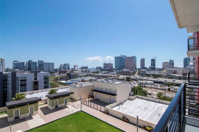 1120 E KENNEDY BLVD #1211 photo