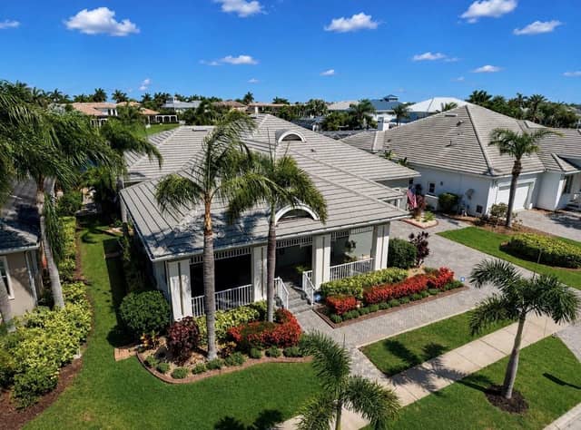 5416 MERRITT ISLAND DR photo