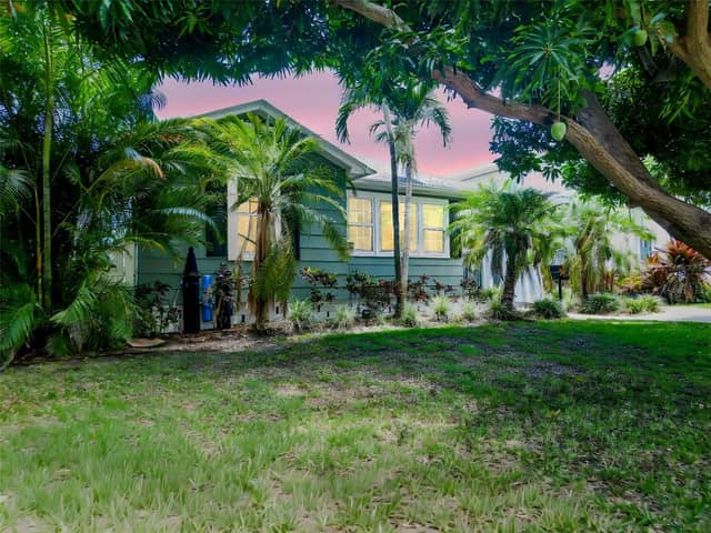 182 29TH AVE N photo
