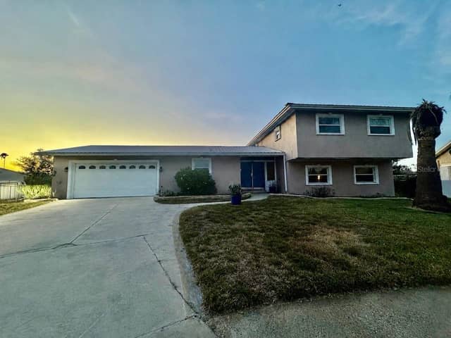 8725 PALISADES DR photo