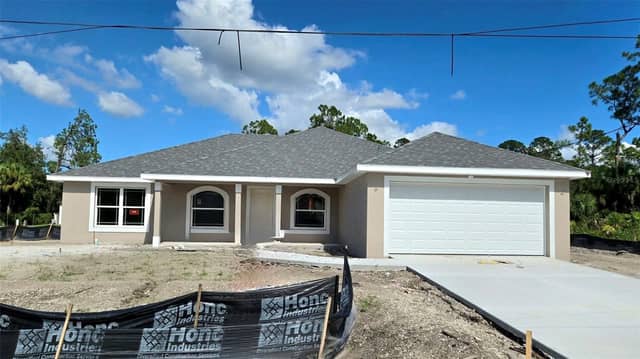 2104 BENNETT LN photo
