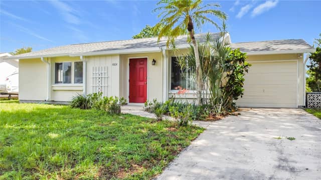 4804 BATCHELOR AVE photo