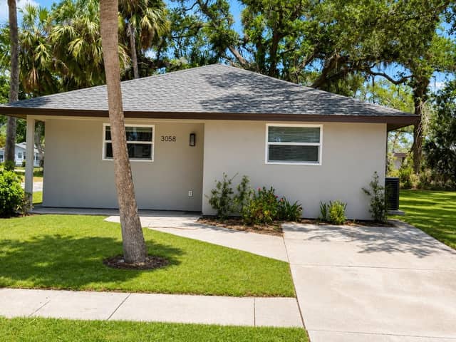 3058 PALMADELIA AVE photo