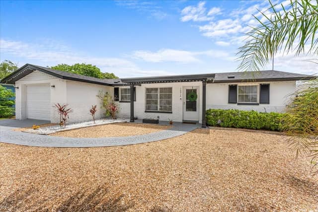 10914 OAKDALE AVE photo