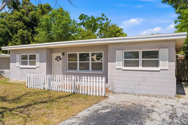 8871 93RD ST photo