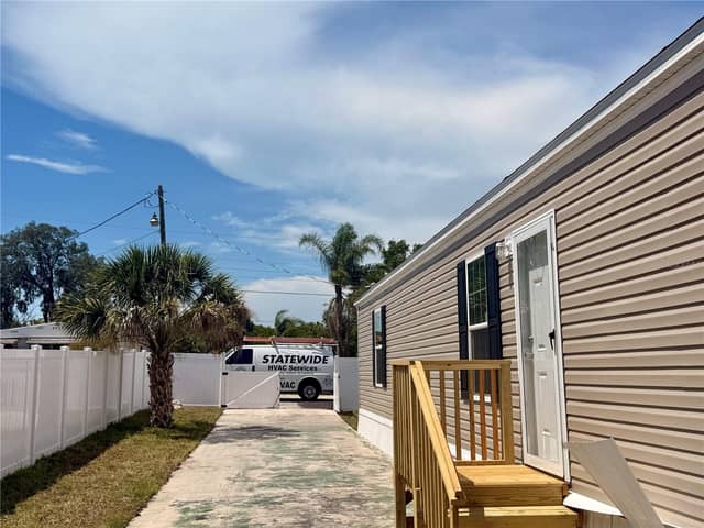 9024 KOSIMO ST photo