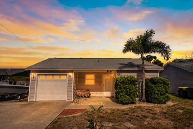 1219 MACKERAL AVE photo