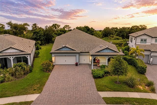16341 HIDDEN OAK LOOP photo
