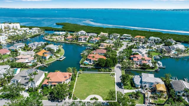 1600 HARBOR SOUND DR photo
