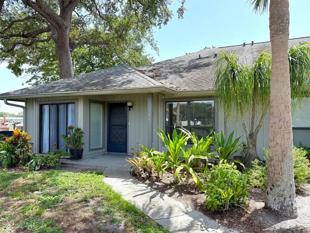 942 N BENEVA RD #V28 photo
