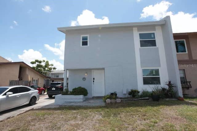 2073 SAN SEBASTIAN WAY N photo