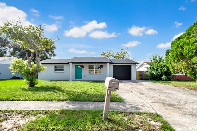 6318 BALDWYN AVE photo