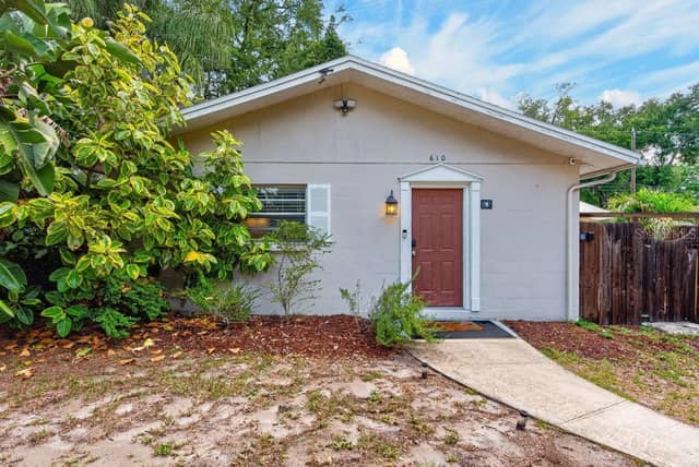610 1ST AVE NE photo