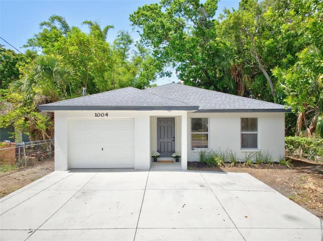 1004 17TH AVE W photo
