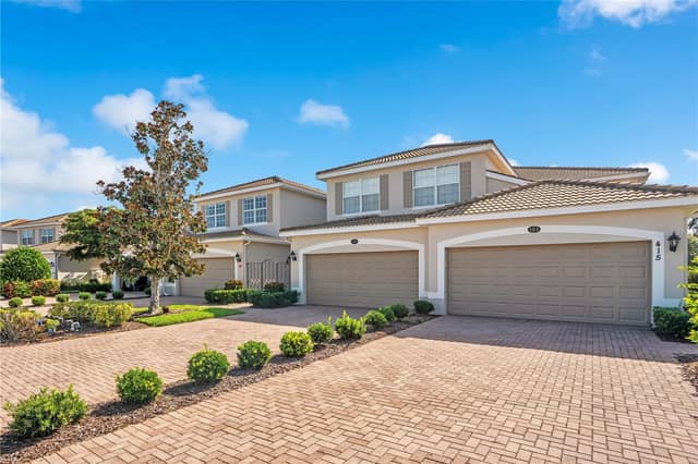 415 WINDING BROOK LN #102 photo