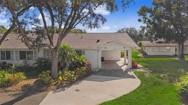 1905 HANSON CT #305 photo