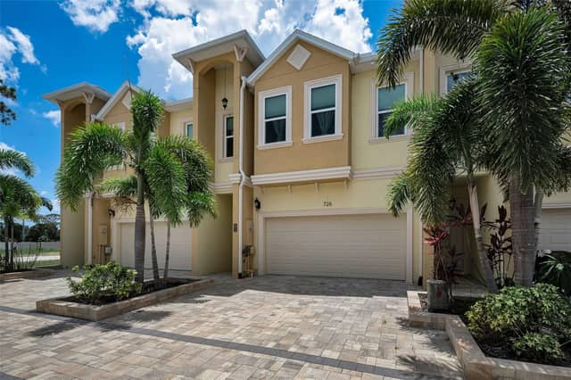 726 GRAND CYPRESS LN photo