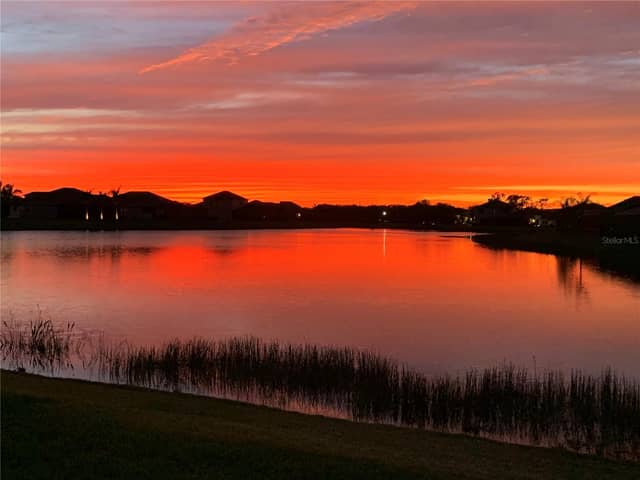 534 CHANTILLY TRL photo