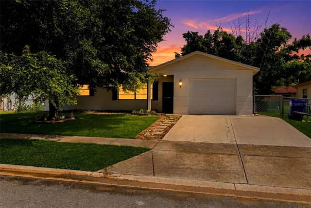 7819 ROYAL STEWART DR photo
