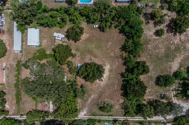 441 OVERHILL DR photo