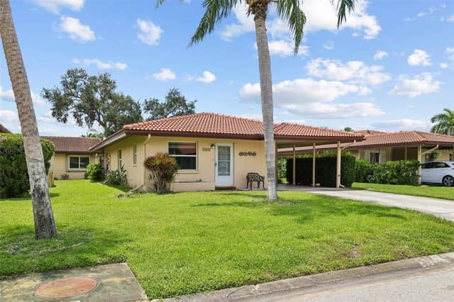 3210 CAMBRIDGE AVE photo