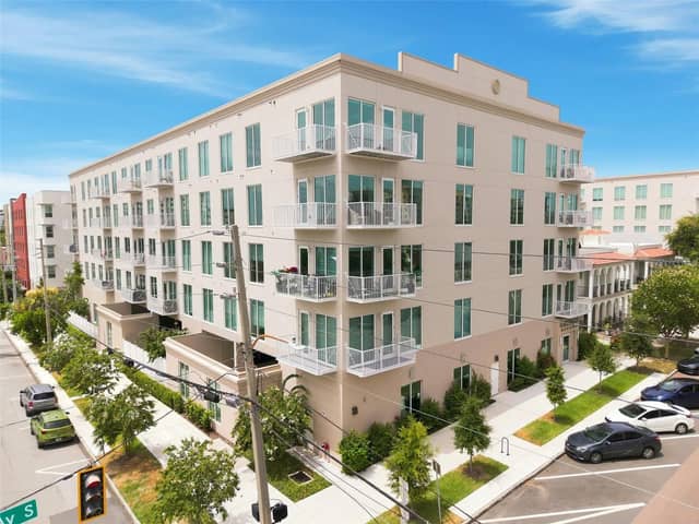 600 3RD AVE S #302 photo