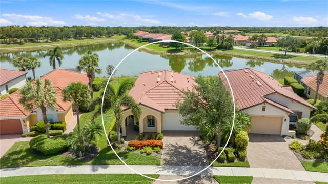 10496 CROOKED CREEK DR photo