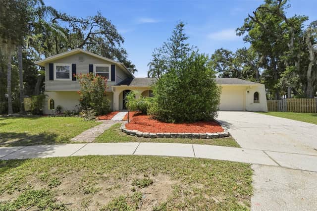 1200 LAKE VALRICO LN photo