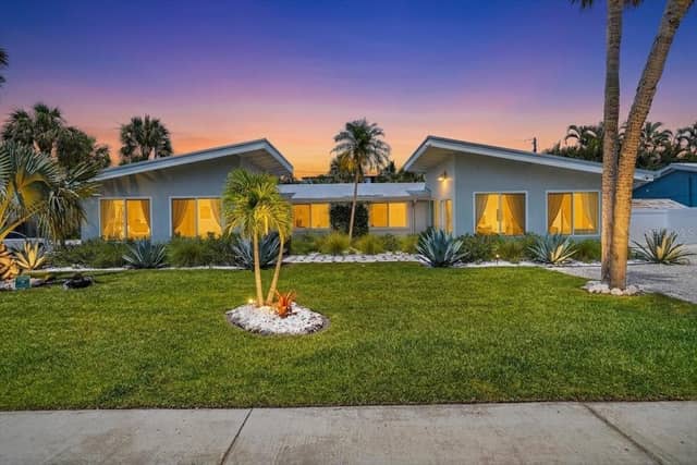 6203 HOLMES BLVD photo