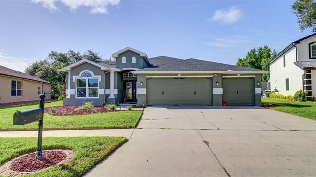 5725 JUSTICIA LOOP photo