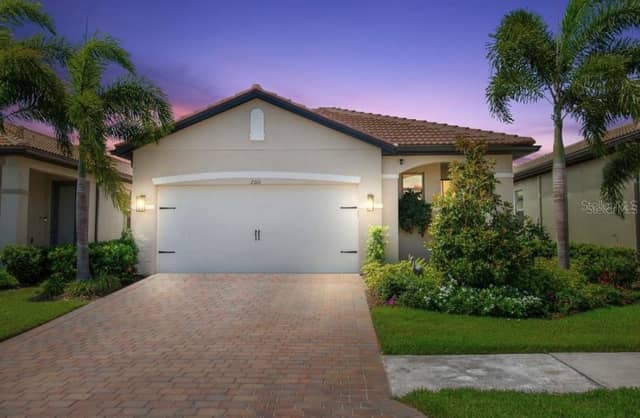 200 SOLIERA ST photo
