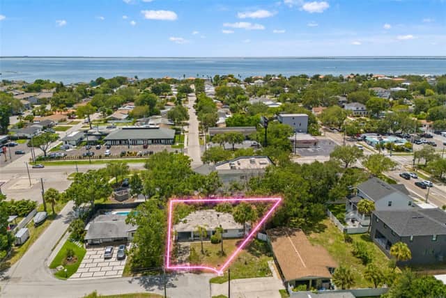 4635 W BAY VILLA AVE photo