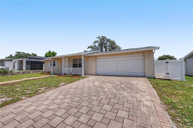 9830 RAINBOW LN photo