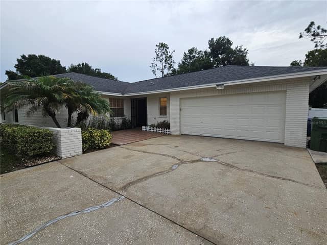 22360 SOUTHSHORE DR photo