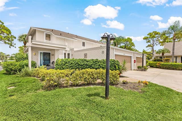 7917 PINEGROVE CT #1 photo