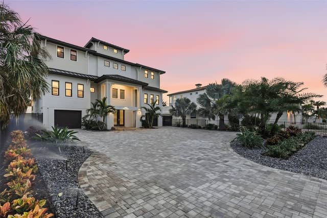 15908 GULF BLVD photo