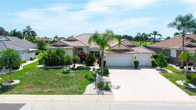 2122 PLATINUM DR photo