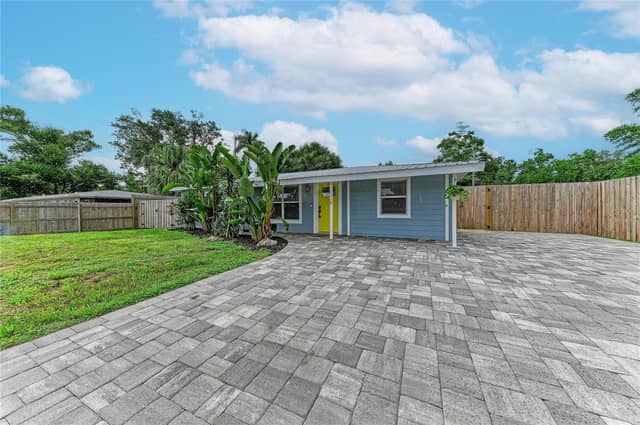 3138 WILLIAMSBURG ST photo